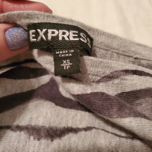 Express Zebra Sweater GUC - Picture 7 of 8